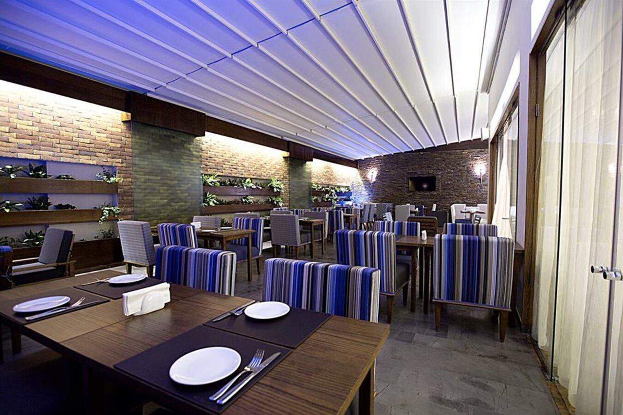 The J Hotel & Spa Beirut Exterior photo