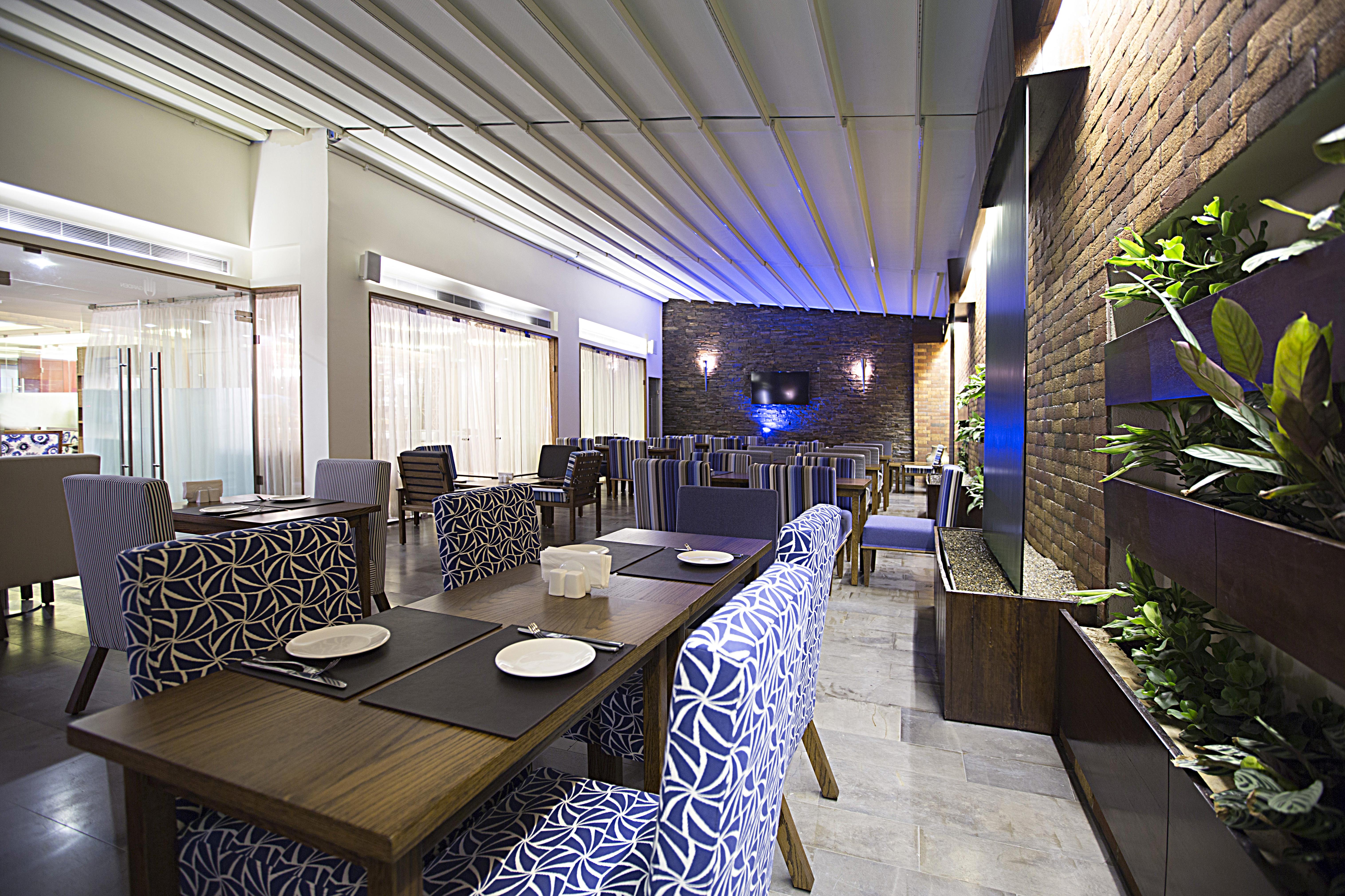 The J Hotel & Spa Beirut Exterior photo
