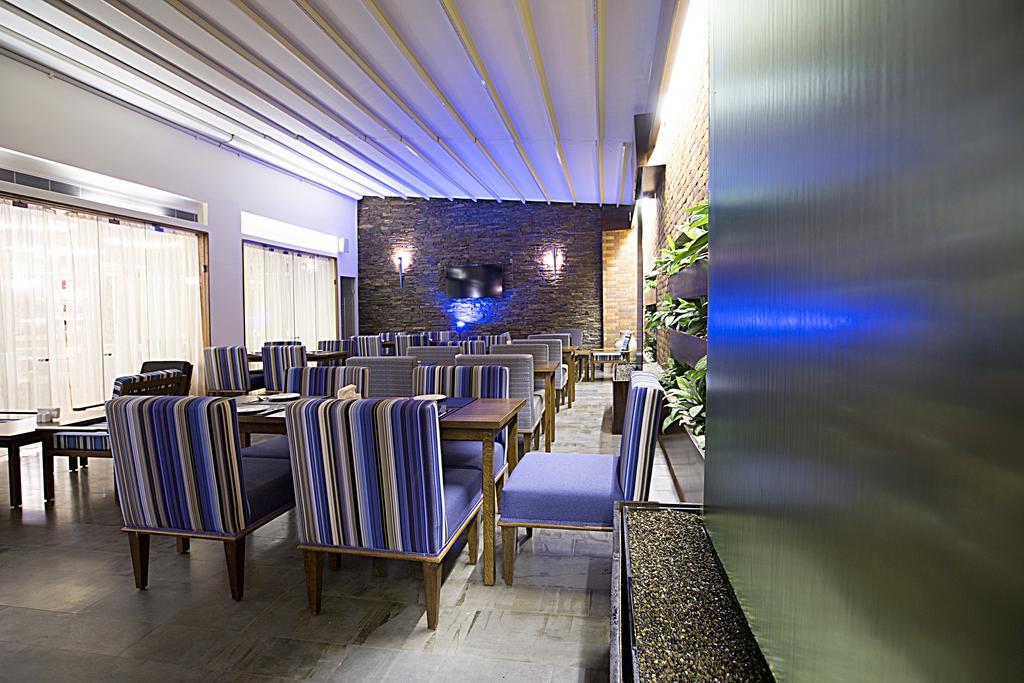 The J Hotel & Spa Beirut Exterior photo