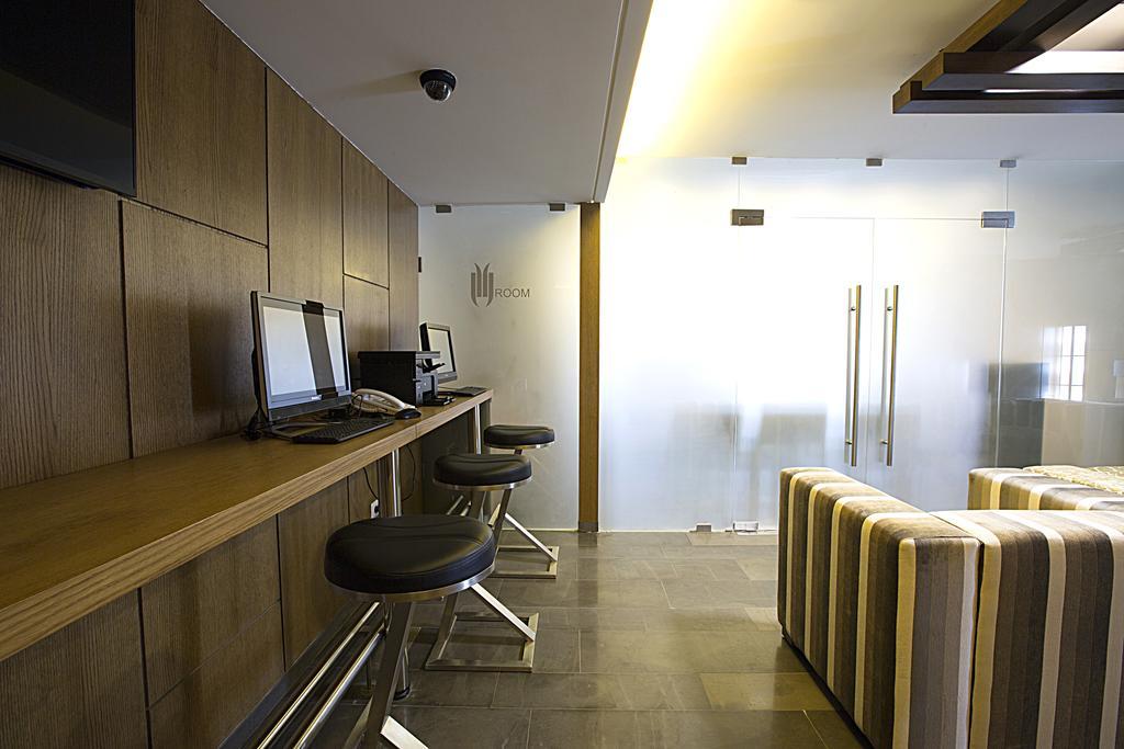 The J Hotel & Spa Beirut Exterior photo